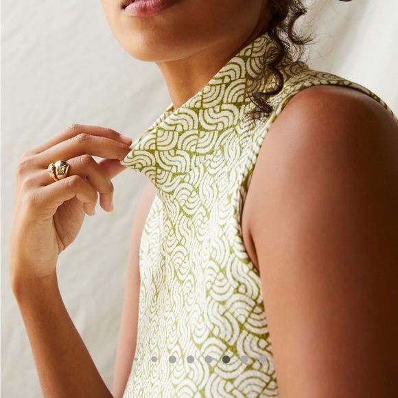 Maeve Structured Mock Neck Top - Picture 3 of 4